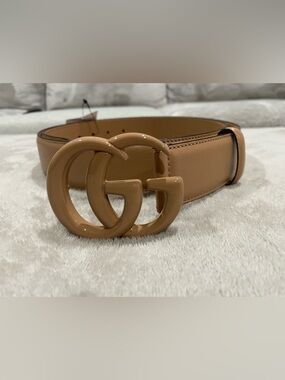 Gucci Beige Double G Logo Leather Belt (Color discontinued!)
